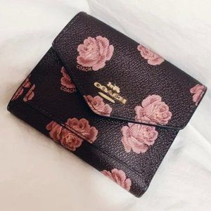 Coach Women's Small Wallet With Floral Print
